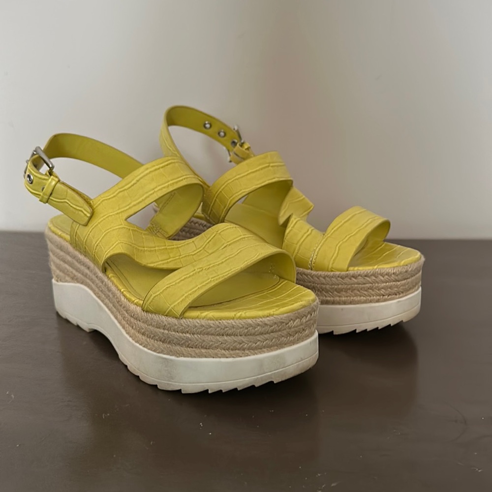 Zakiya Wedge Espadrille Shoes | Marc Fisher